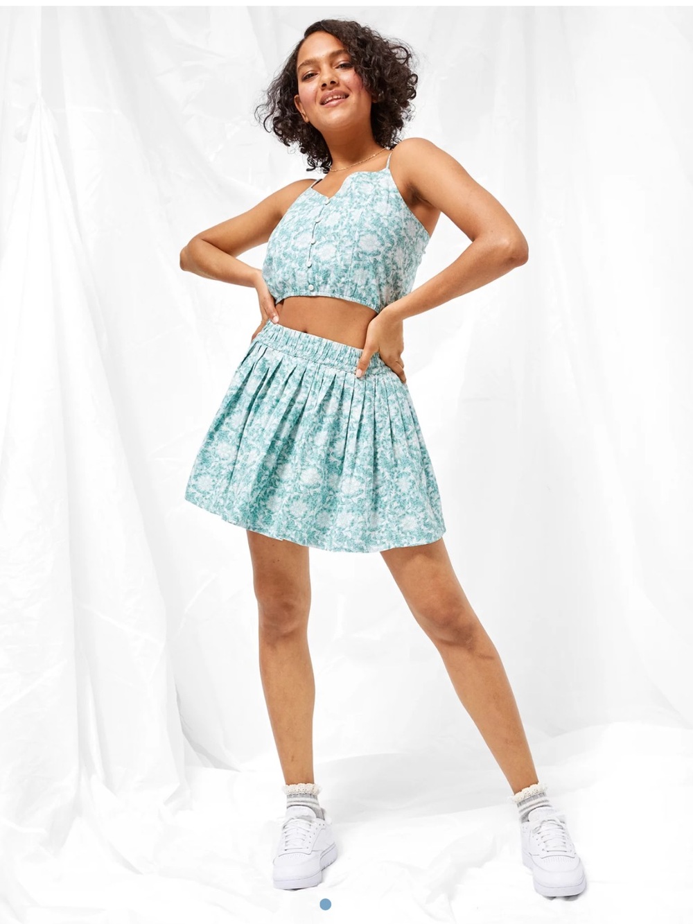 American Eagle Floral Pleated Mini Skirt NWT Size Medium